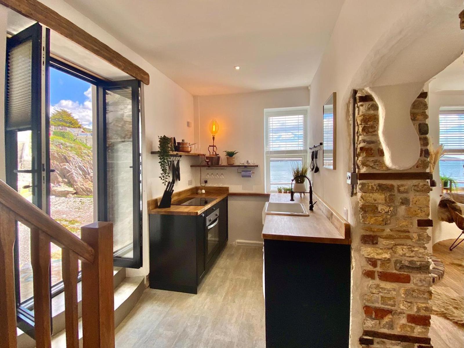 פלימות' Rock Cottage מראה חיצוני תמונה